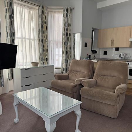 Devonshire House Holiday Flats AEGON International Esterno foto